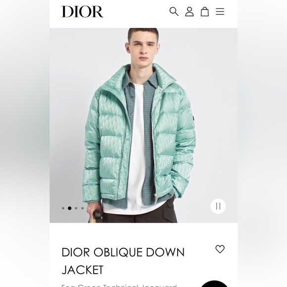 This jacket is beautiful ! Hardly warn , tags are still in intact ! - Picture 5 of 11